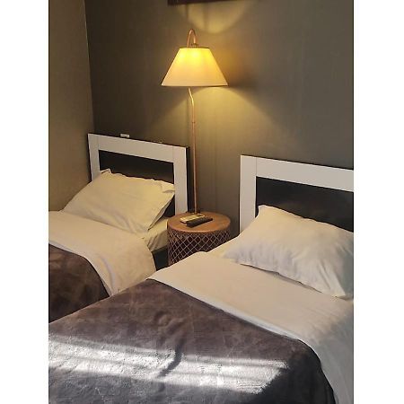 Hotel Lux Тбілісі Екстер'єр фото