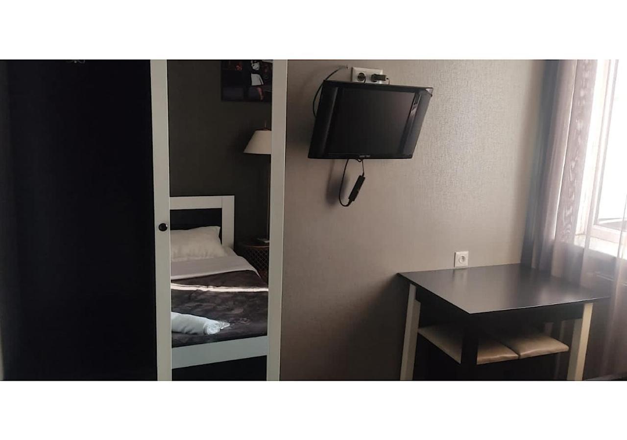 Hotel Lux Тбілісі Екстер'єр фото